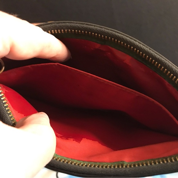 Dooney & Bourke Florentine Lg. Slim Wristlet in Black 🔥 - Picture 6 of 7